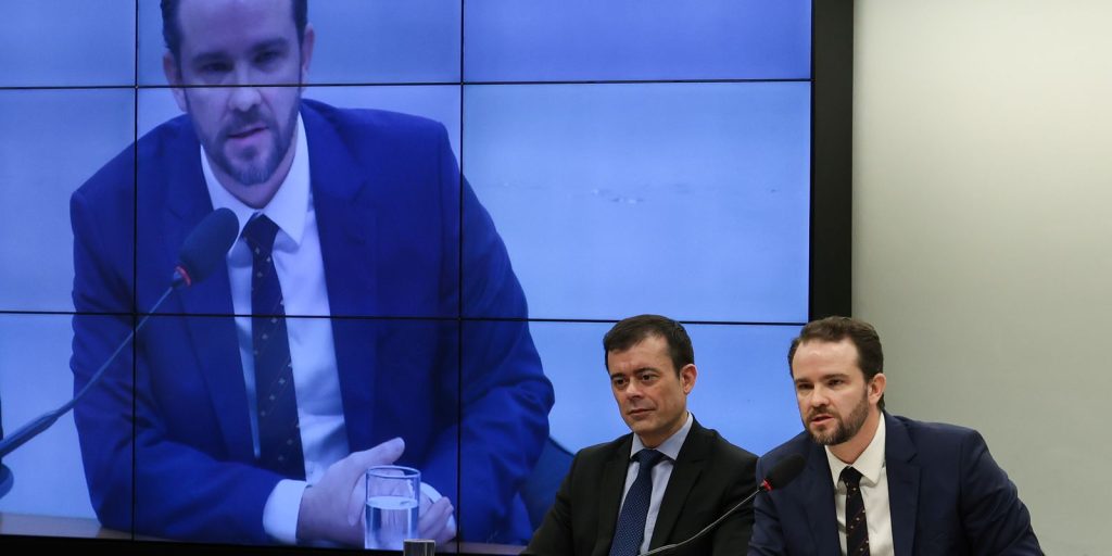 Durigan contrapõe críticas e defende redução tributária para trabalhadores