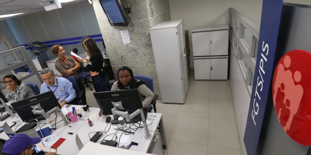 Abono salarial de 2026 é liberado para nascidos em julho e agosto