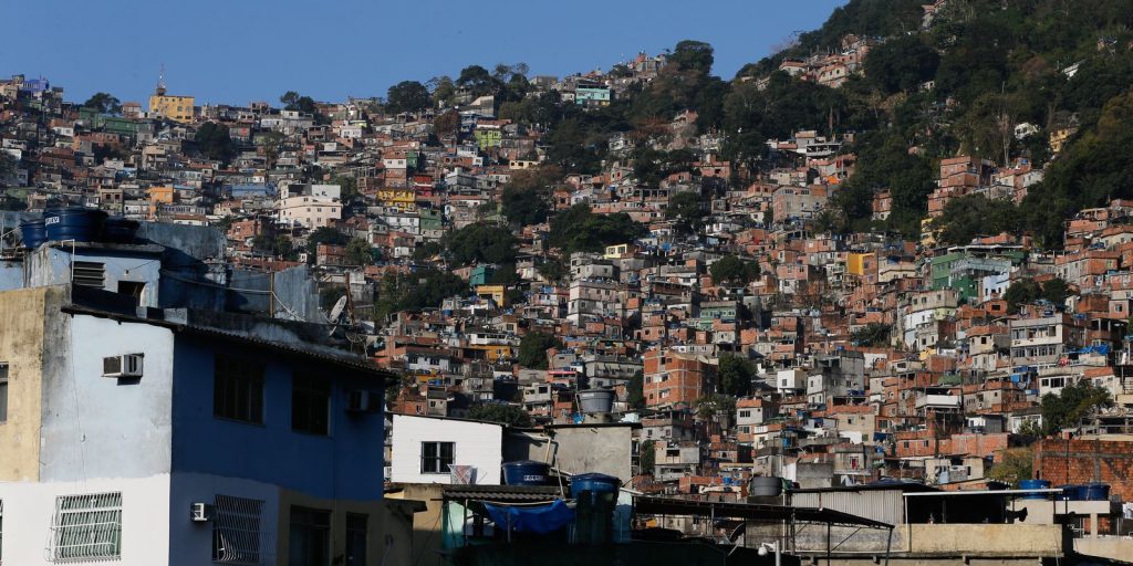 Copa do Mundo inspira roteiro turístico inédito nas favelas cariocas