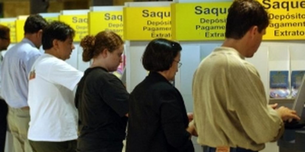 Agências bancárias fecham na quinta por Corpus Christi; PIX segue operacional