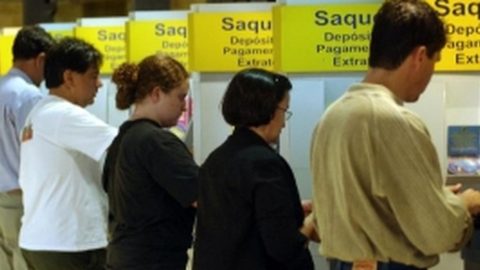 Agências bancárias fecham na quinta por Corpus Christi; PIX segue operacional