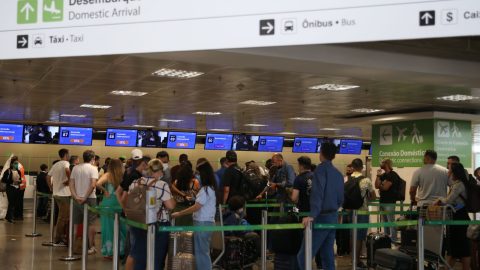 Aeroportos esperam 400 mil viajantes no feriado de Corpus Christi