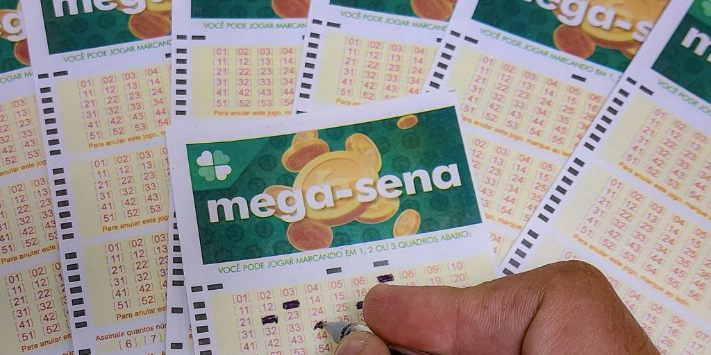 Mega-Sena acumula R$ 16 milhões em sorteio desta terça