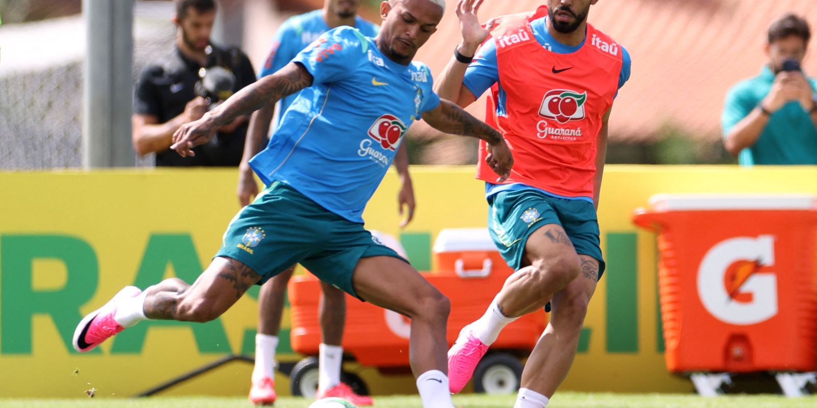 Lesão tira Wesley da Seleção para a Copa do Mundo