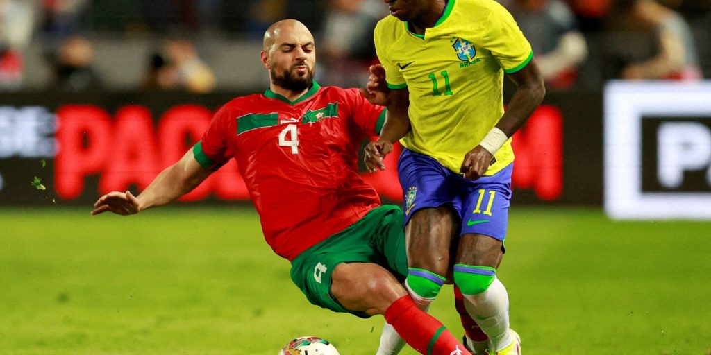 Brasil enfrenta Marrocos em estreia marcada por preparação conturbada