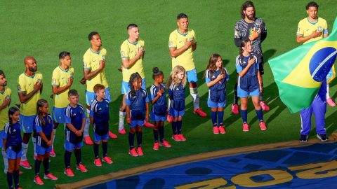 NY Times classifica hino brasileiro como o mais belo da Copa 2026