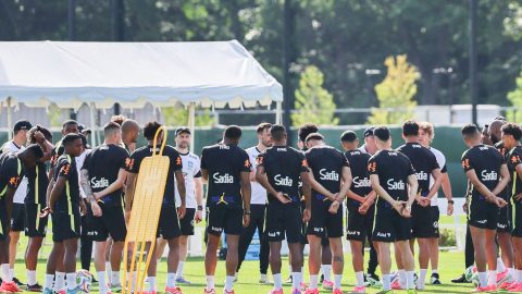 Brasil encerra preparação antes do duelo contra Haiti na Copa