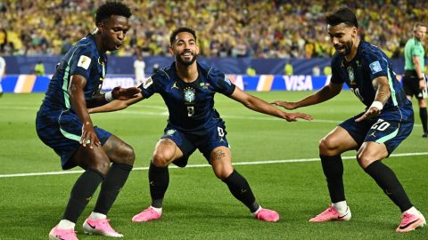 Brasil enfrenta Escócia em jogo decisivo pela Copa do Mundo