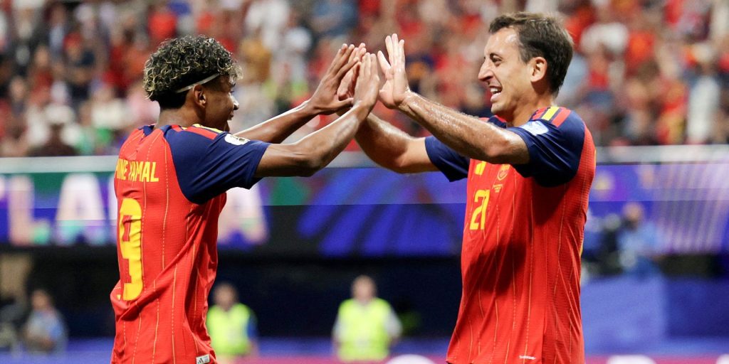 Espanha se reabilita com goleada sobre Arábia Saudita na Copa