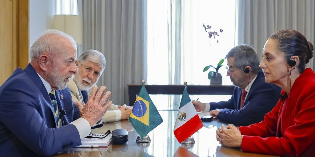 Lula vê paralelos entre crises mexicana e brasileira de 2013