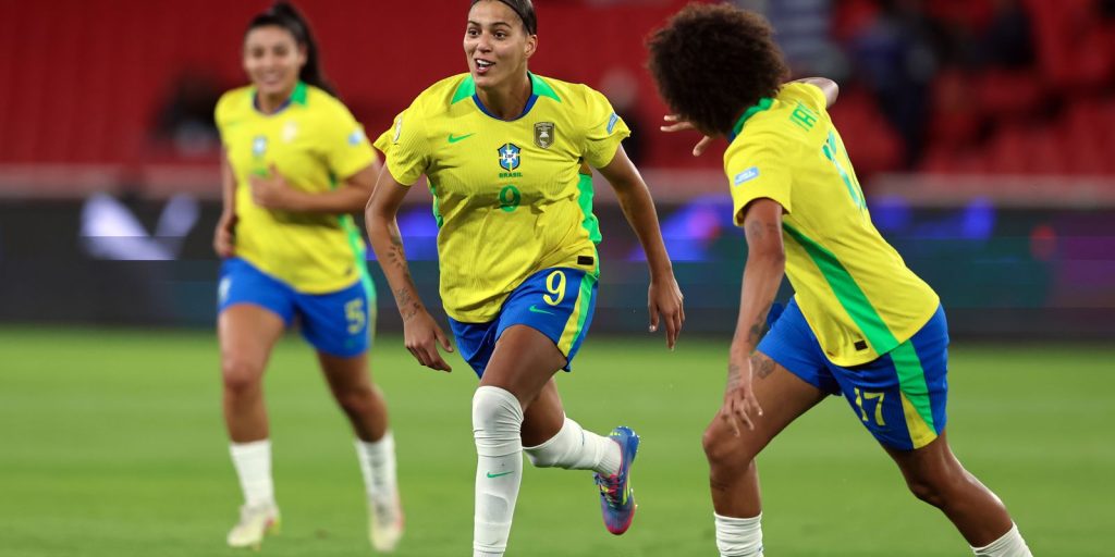 Governo abre caminho para empresas de Copa Feminina não pagarem ISS