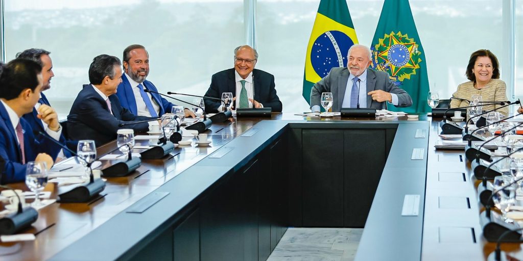 Governo quer elevar teor de etanol na gasolina para 32%