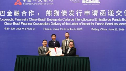Brasil busca primeira emissão de títulos em yuan no mercado chinês