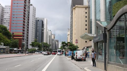 Combustíveis e café em queda levam inflação geral a recuar em junho