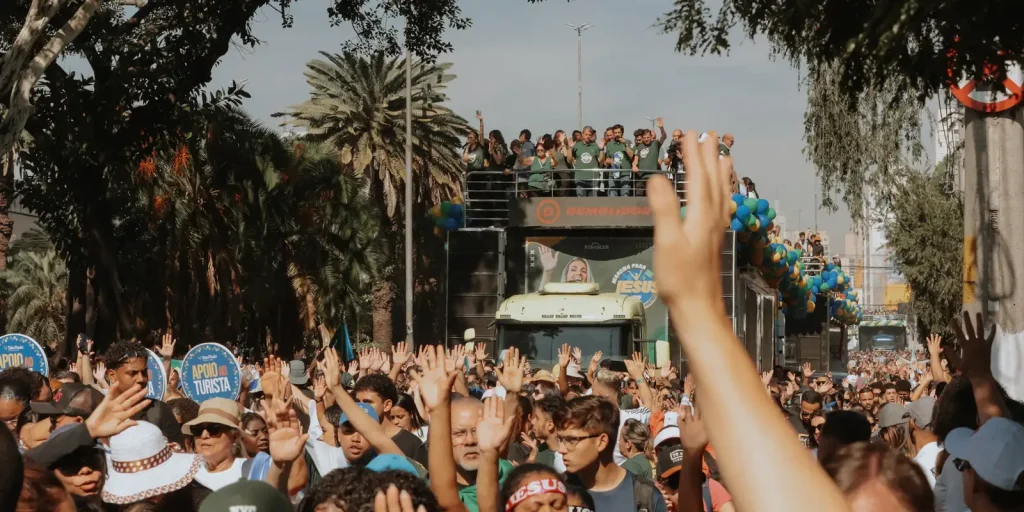 Marcha para Jesus reúne milhares de fiéis em São Paulo