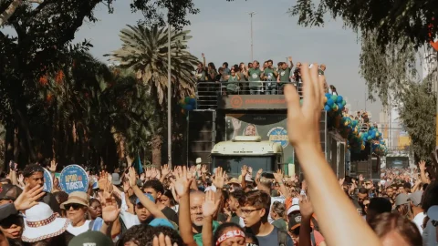 Marcha para Jesus reúne milhares de fiéis em São Paulo