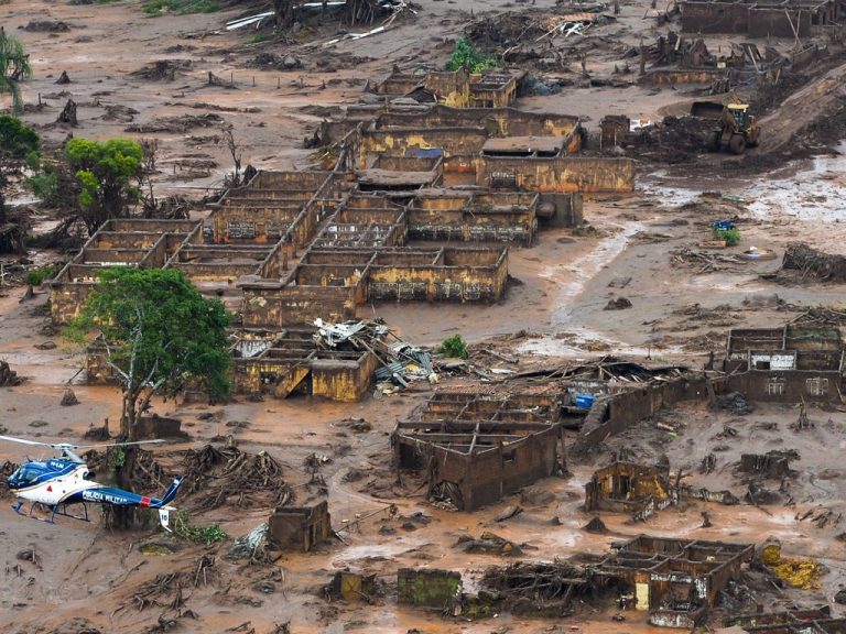 Câmara analisa impactos do desastre de Mariana no litoral baiano