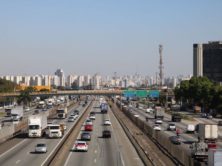 Comissão debate reforma do trânsito com votação prevista para esta quarta