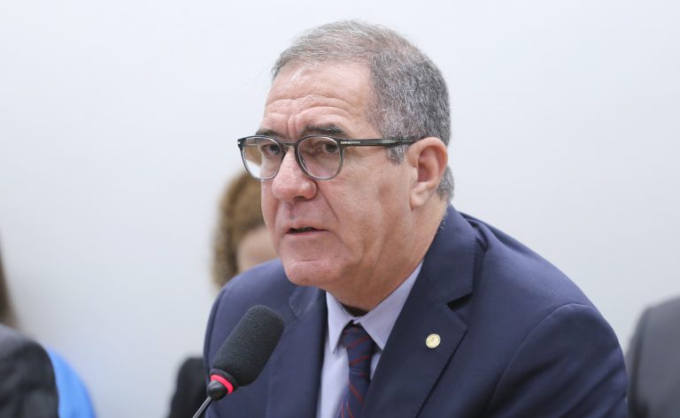 Câmara aprova restrição de cargos de comando da Abin a oficiais de inteligência