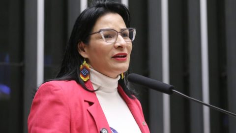 Câmara aprova divórcio póstumo para vítimas de feminicídio