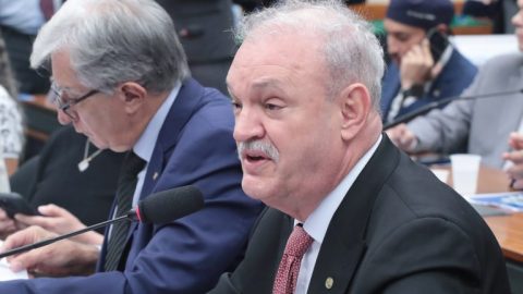 Câmara aprova especialização geriátrica obrigatória em grandes hospitais