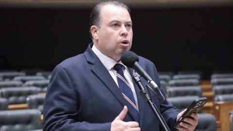 Câmara aprova diretrizes para educação financeira em programas federais