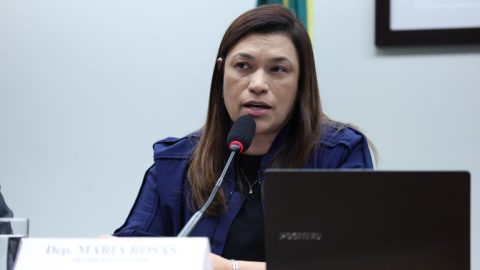 Câmara aprova regras para praias acessíveis a pessoas com deficiência