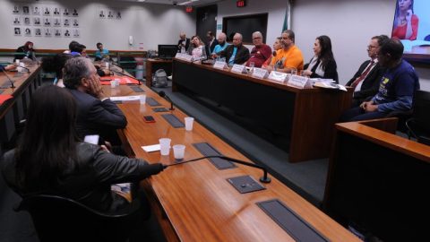Metroviários alertam para colapso em sistemas privatizados
