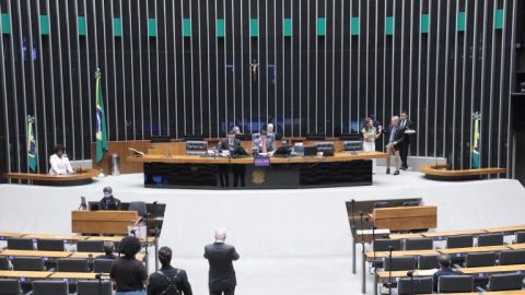 Câmara autoriza robótica como disciplina optativa nas escolas