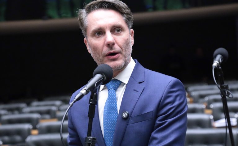 Câmara aprova política nacional para pessoas com transtornos de aprendizagem