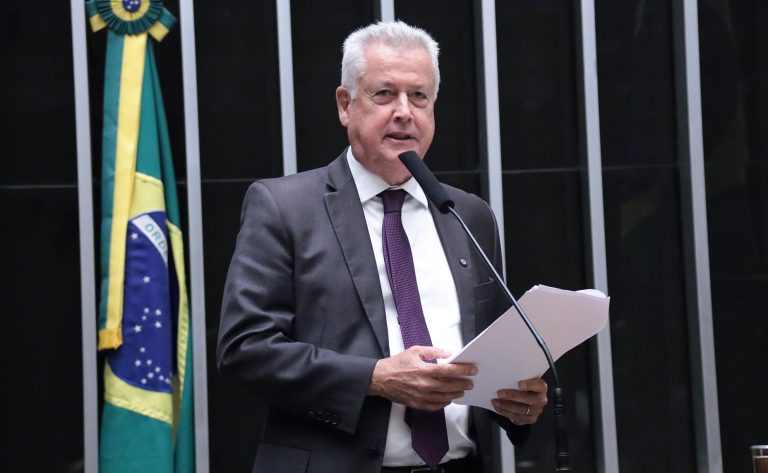 Câmara aprova novo marco para proteção da indústria brasileira