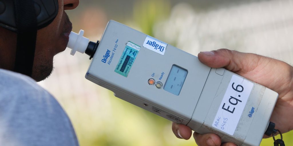 Mortes por álcool no trânsito caem 19,5% em 14 anos no Brasil