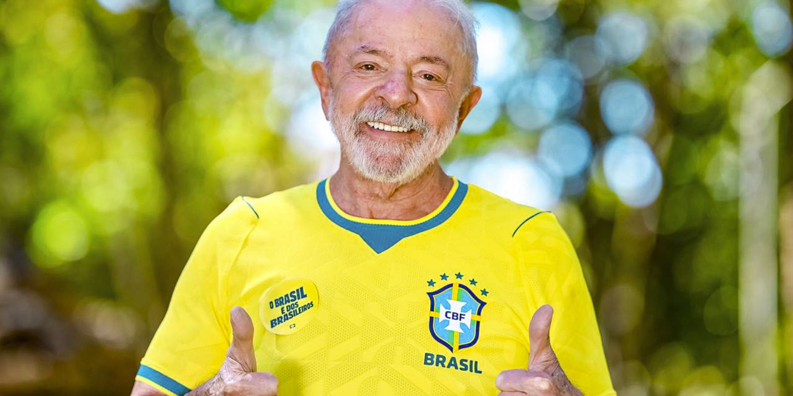 Lula anima seleção antes de estreia na Copa do Mundo