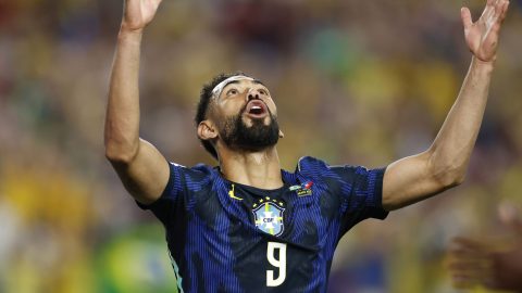 Cunha marca dois gols e realiza sonho adiado há quatro anos