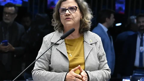 Lula aponta Teresa Leitão para liderar governo no Senado