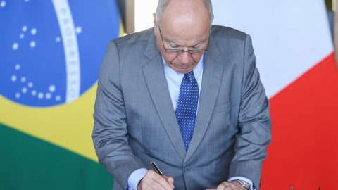 Itamaraty vê risco de intervenção militar americana no Brasil