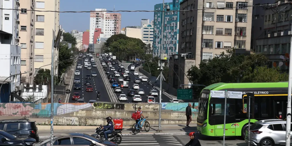 Entregadores ganham acesso a crédito para renovar frotas de motos e bikes