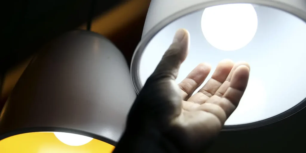 Tarifa de energia sobe 10% em São Paulo a partir deste sábado