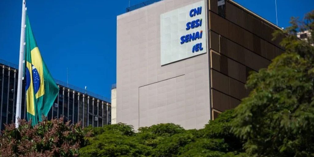 CNI mantém PIB em 2% mas eleva projeção de inflação para 2026