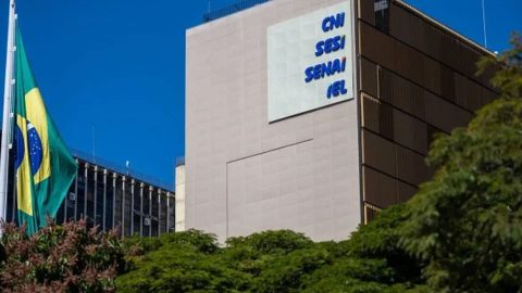 CNI mantém PIB em 2% mas eleva projeção de inflação para 2026