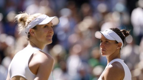 Stefani e Dabrowski perdem final de Wimbledon para dupla franco-chinesa