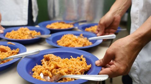 Um ano depois: Brasil sai da fome, mas 6,5 milhões ainda sofrem