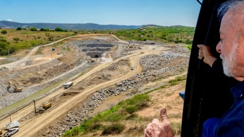 Lula inaugura túnel que leva água do São Francisco ao Rio Grande do Norte
