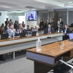 Votação sobre minerais críticos é adiada no Senado