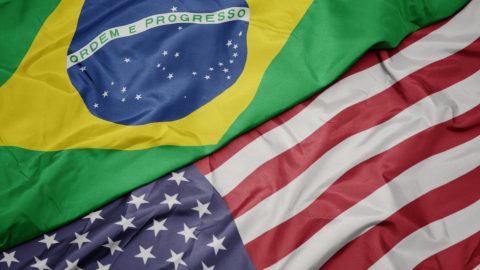 Brasil rebate imposição de tarifas dos EUA e anuncia resposta