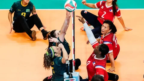 Brasil avança às oitavas do Mundial de vôlei sentado com campanhas perfeitas