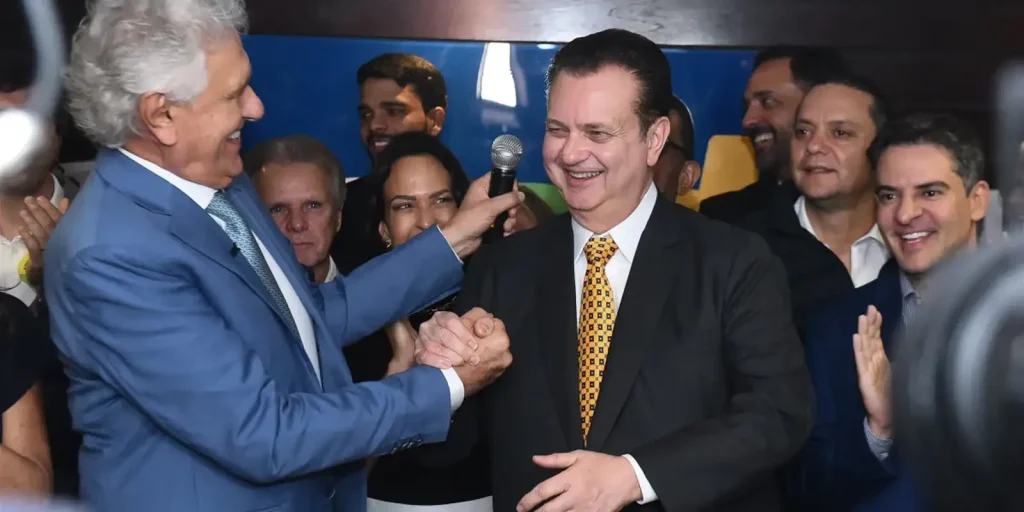 PSD lança Caiado como candidato à presidência em convenção