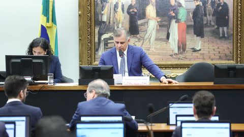 Câmara aprova fim da aposentadoria compulsória como castigo a magistrados