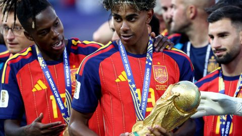 Filhos de imigrantes levam Espanha ao bicampeonato mundial