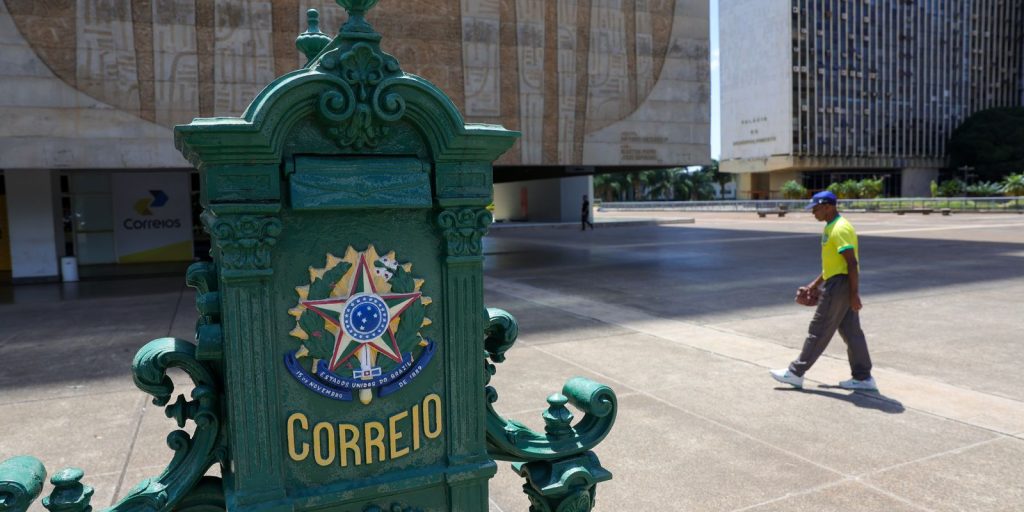 TCU alerta governo sobre impacto fiscal da universalização dos Correios